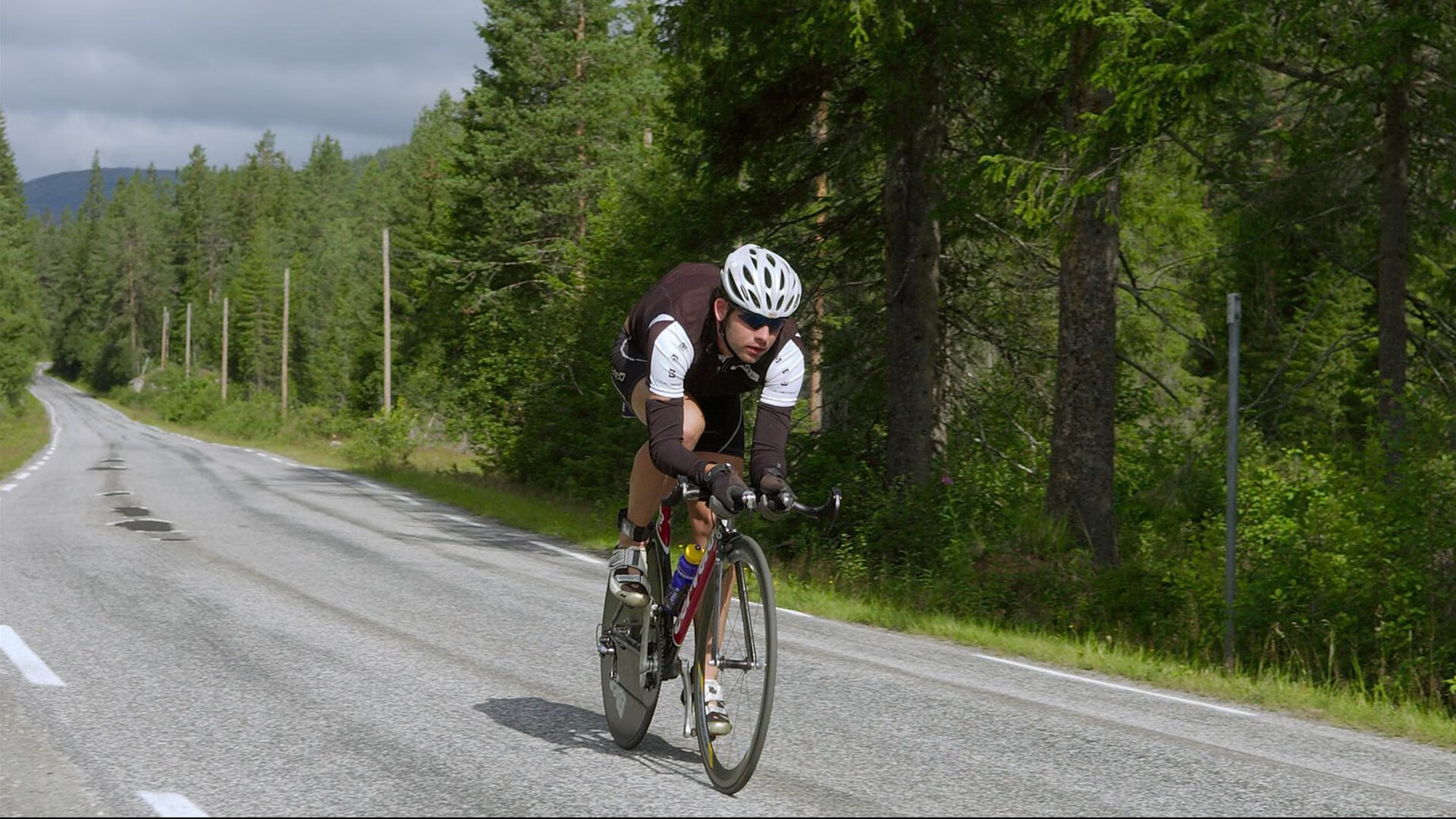威尔士拿下突尼斯,哈兰德关键回合不手软